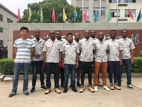 Последние блоги о компании Добро пожаловать за рубежом студенты от Африки