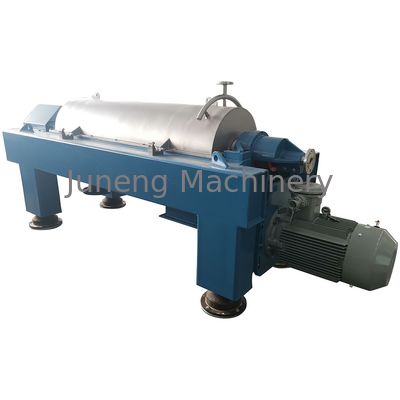 Купить Двухфазный декантерный центрифуга из нержавеющей стали с ПЛК-управлением и 3200 об/мин для очистки сточных вод online manufacture